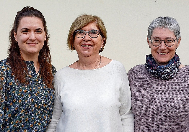 Es wird im ganzen Bezirk zusammengearbeitet: (von links) Aroha Flury, Leiterin Besuchsdienst Mettmenstetten; Susanne Zwyssig, Besuchende, Besuchsdienst Bonstetten; Lucia Sidler, Leiterin Besuchsdienst Affoltern. (Bild Regula Zellweger)