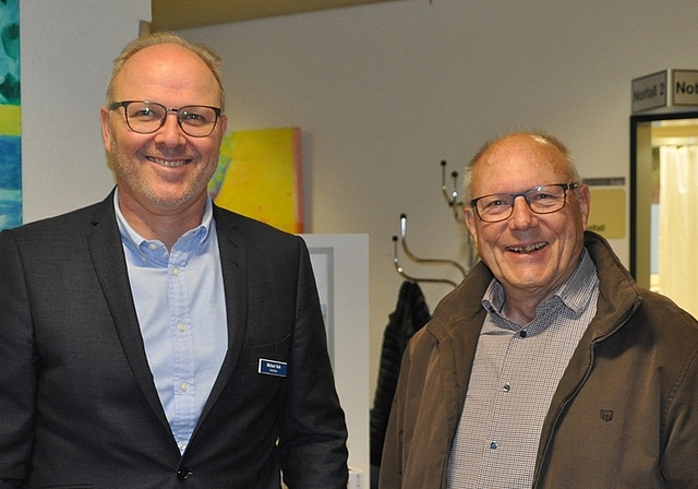Wollen die Zusammenarbeit des Spitals Affoltern mit den Stadtspitälern Triemli und Waid intensivieren: Spitaldirektor Michael Buik (links) und Heinz Spälti, Vorsitzender der Strategiegruppe Akutspital. <em>(Bild Thomas Stöckli)</em>