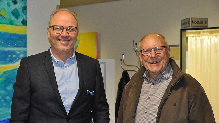 Wollen die Zusammenarbeit des Spitals Affoltern mit den Stadtspitälern Triemli und Waid intensivieren: Spitaldirektor Michael Buik (links) und Heinz Spälti, Vorsitzender der Strategiegruppe Akutspital. <em>(Bild Thomas Stöckli)</em>