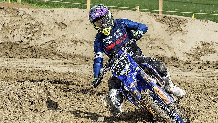 Dank seinem Renninstinkt und fahrerischem Talent wurde Scheiwiller diese Saison Zweiter in der MX Open Motocross-Schweizer Meisterschaft. <em>(Bild Hugo Roos)</em>
