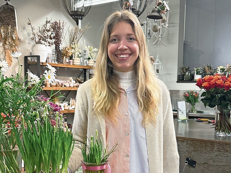 Jessica Suter in ihrem Laden «BlumenStil» in Hausen. (Bild Brigitte Reemts Flum)