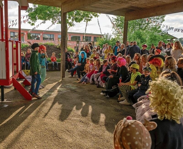 Das Publikum war ganz im Bann der Theateraufführung. 
(Bild zvg)