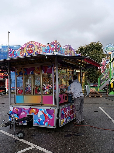 Wer sich beim «Claw Crane»-Automaten gut anstellte ... Wer sich beim «Claw Crane»-Automaten gut anstellte ...