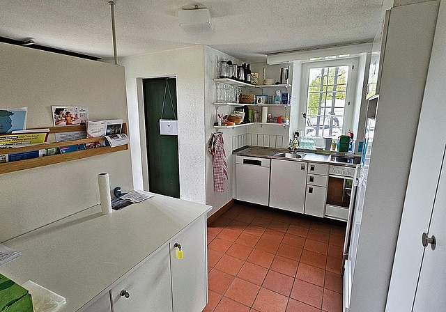 Das Pfarrhaus in Aeugst soll im Innern umgebaut werden. Unter anderem soll der Zugang zur «Chilestube» nicht mehr durch die Küche führen. (Bild/Plan zvg)