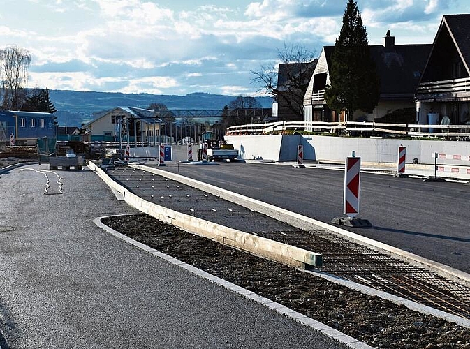 Die Busbucht für die Postauto-Haltestelle Bickwil am neuen Standort.
