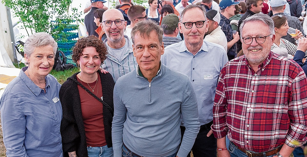 Gruppenbild mit Regierungsrat: der Mettmenstetter Gemeinderat mit Regierungsrat Mario Fehr. (2. von rechts). Gruppenbild mit Regierungsrat: der Mettmenstetter Gemeinderat mit Regierungsrat Mario Fehr. (2. von rechts).