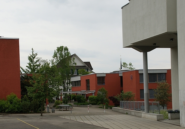 Die Schulanlage Wygarten bekommt ein neues, elektronisches Schliesssystem. (Bild Thomas Stöckli)
