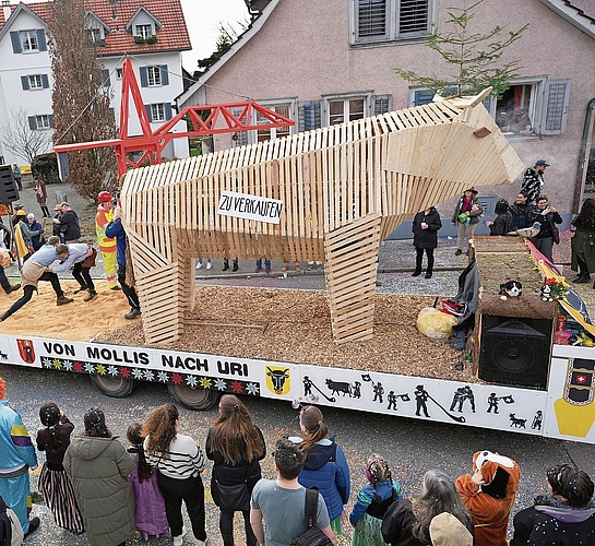 Die Kappeler «Leemättler» scheuten weder Zeit noch Kosten beim wunderschönen Bau ihres ESAF-Wagens. Die Kappeler «Leemättler» scheuten weder Zeit noch Kosten beim wunderschönen Bau ihres ESAF-Wagens.