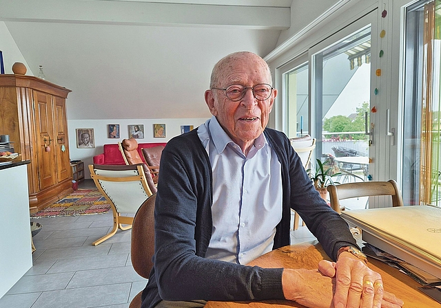 Fungierte einst als Präsident der Arbeitsgruppe autobahnfreies Knonaueramt: der heute 88-jährige Hans Ruedi Haegi. (Bild Werner Schneiter)