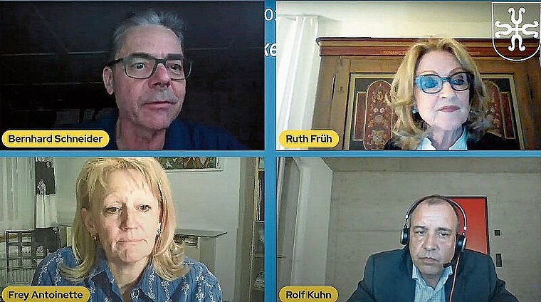 Online-Podium vor der Bezirksratswahl vom 7. März: Die drei Kandidierenden mit Moderator Bernhard Schneider. (Screenshot)