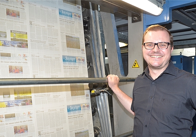 Der «Anzeiger» wird gedruckt: Patrick Hohler, Leiter Zeitungsproduktion. (Bild Martin Mullis)