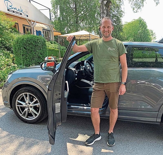 Che Chresta, Geschäftsführer bei der Fahrschule Chresta. (Bild Livia Häberling)