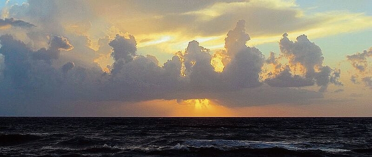 «Was steht ihr da und schaut hinauf zum Himmel?» (Bild Irene Girardet)