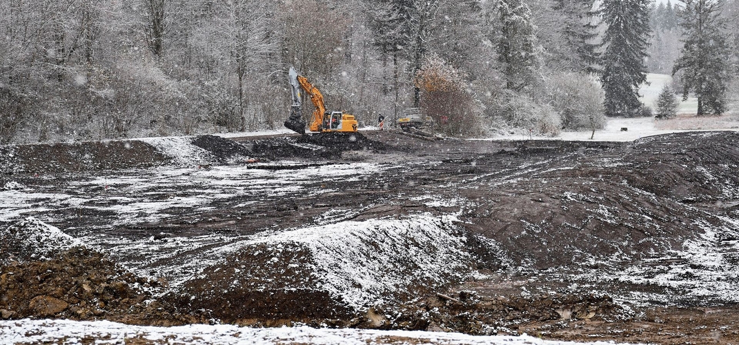 Im Teilgebiet Munimatten werden drei bestehende Gewässer zu astatischen Gewässern wiederhergestellt und zwei neue erstellt. Im Teilgebiet Munimatten werden drei bestehende Gewässer zu astatischen Gewässern wiederhergestellt und zwei neue erstellt.