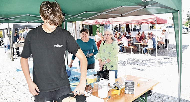 Gefragt: Crêpes der Jugendarbeit. (Bild Werner Schneiter)
