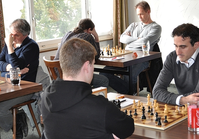 Bei seinem Wettswiler Einstand reüssierte Urs Allenspach (rechts) sehenswert. (Bild Kaspar Köchli)

