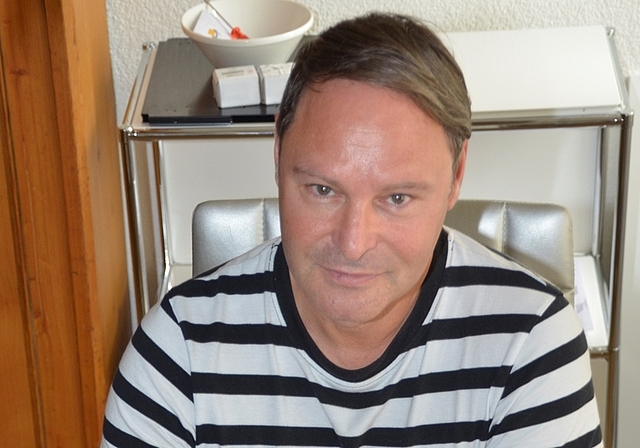 Seine Ideen bringen Kinderaugen zum Leuchten: Autor und Zeichner Stefan Mino Bächler. (Bild Martin Mullis)