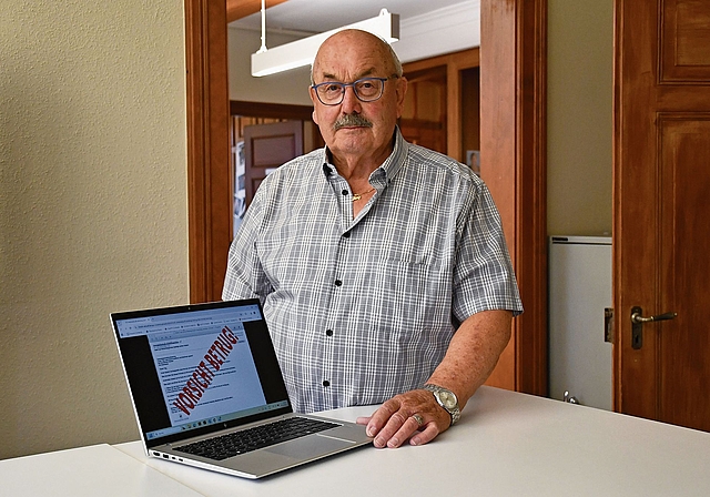 Peter Ackermann (80) aus Affoltern wurde beinahe Opfer eines E-Mail-Betrugs. (Bild Livia Häberling)
