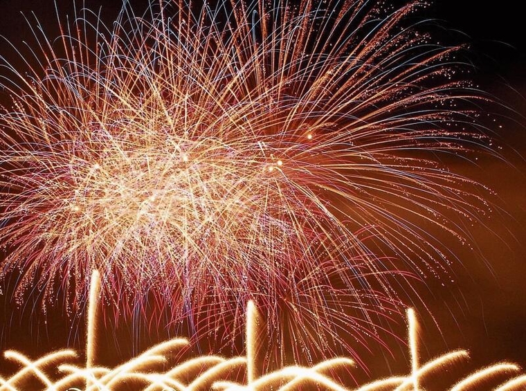 Solches Feuerwerk wird es in Affoltern ab November nicht mehr geben. (Bild Pixabay)