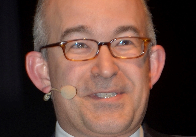 Viel zu viele Gesetze: Nationalrat Gregor Rutz an der HEV-Generalversammlung. (Bild Martin Mullis