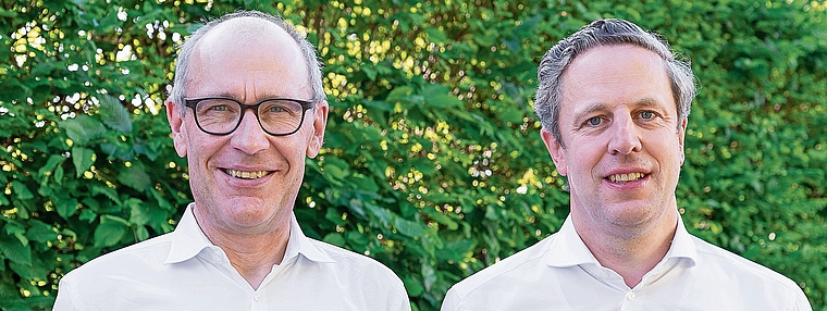 «Für viele ist der Wohlstand zum Normalfall geworden, sie wissen nicht, was eine wirkliche Krise ist»: Swissmem-Vizedirektor Jean-Philippe Kohl (links) mit Matthias Doppler, Vorstandsmitglied der FDP Hedingen. (Bild Daniel Vaia)
