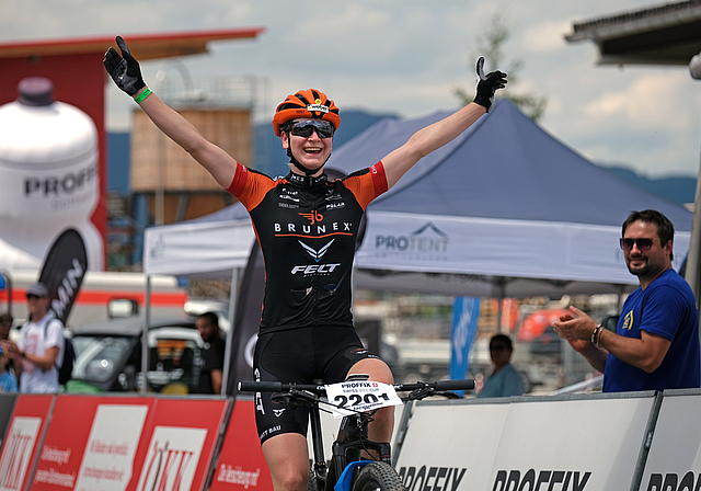 Jacqueline Schneebeli holt sich den zweiten SM-Titel bei den U23-Fahrerinnen. (Bild Martin Platter)