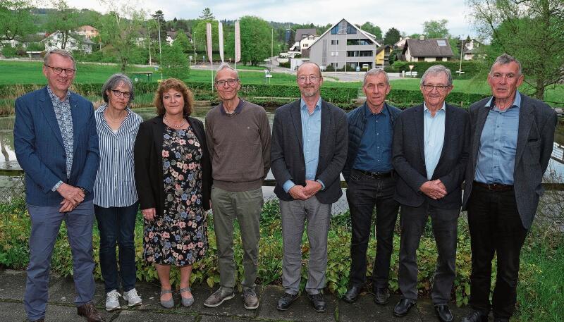 Die scheidenden und die neuen GGA-Vorstandsmitglieder von links: Urs Bregenzer, Irene Dubs, Iris Geissbühler, Rolf Oberhänsli, Peter Kubli (neu Präsident), 
Paul Leuthold, Ruedi Wegmann und Georges Köpfli (auf dem Bild fehlt Seraina Mohr). (Bilder Martin Platter)