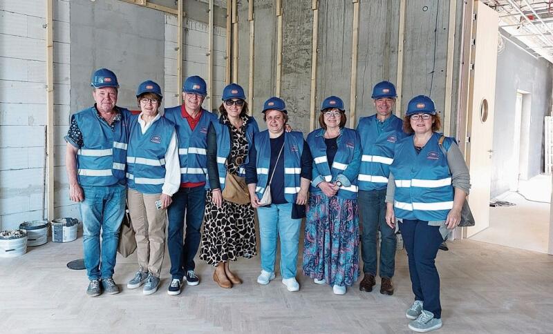 Besichtigung des Kulturzentrums Letohrad. Die Delegationen des Gemeinderats Hausen und des Stadtrats von Letohrad.