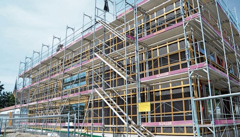 Der Rohbau steht, die Gebäudehülle ist dicht.