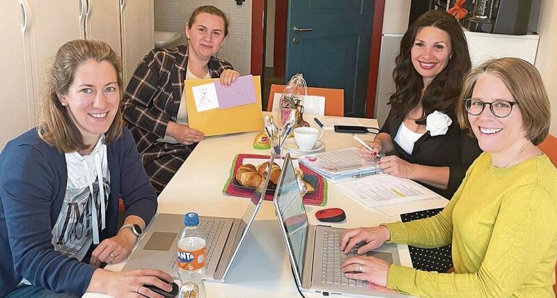 Das Team Kurswesen arbeitet ein neues Kursprogramm aus. (Bild zvg)