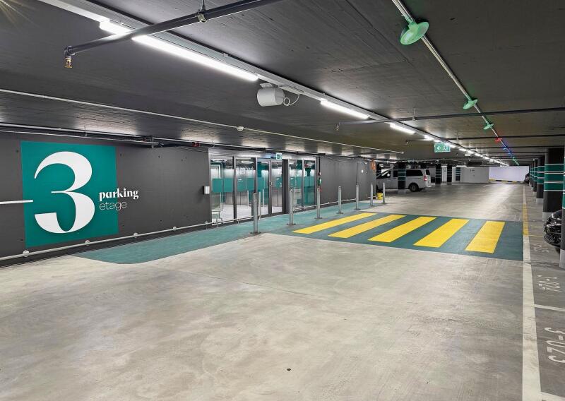 Die dritte Etage der Tiefgarage hat bereits eine Auffrischung erhalten.