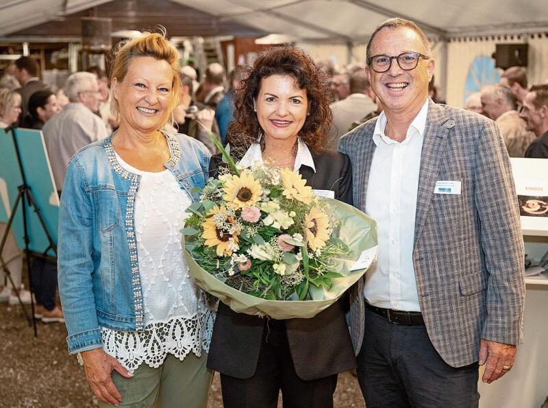«Anzeiger»-Leiterin Barbara Roth (links), Referentin Corinne Maag-Stooss und Leiter Wochenzeitungen von CH Media, Stefan Biedermann. (Bilder Nico Ilic)