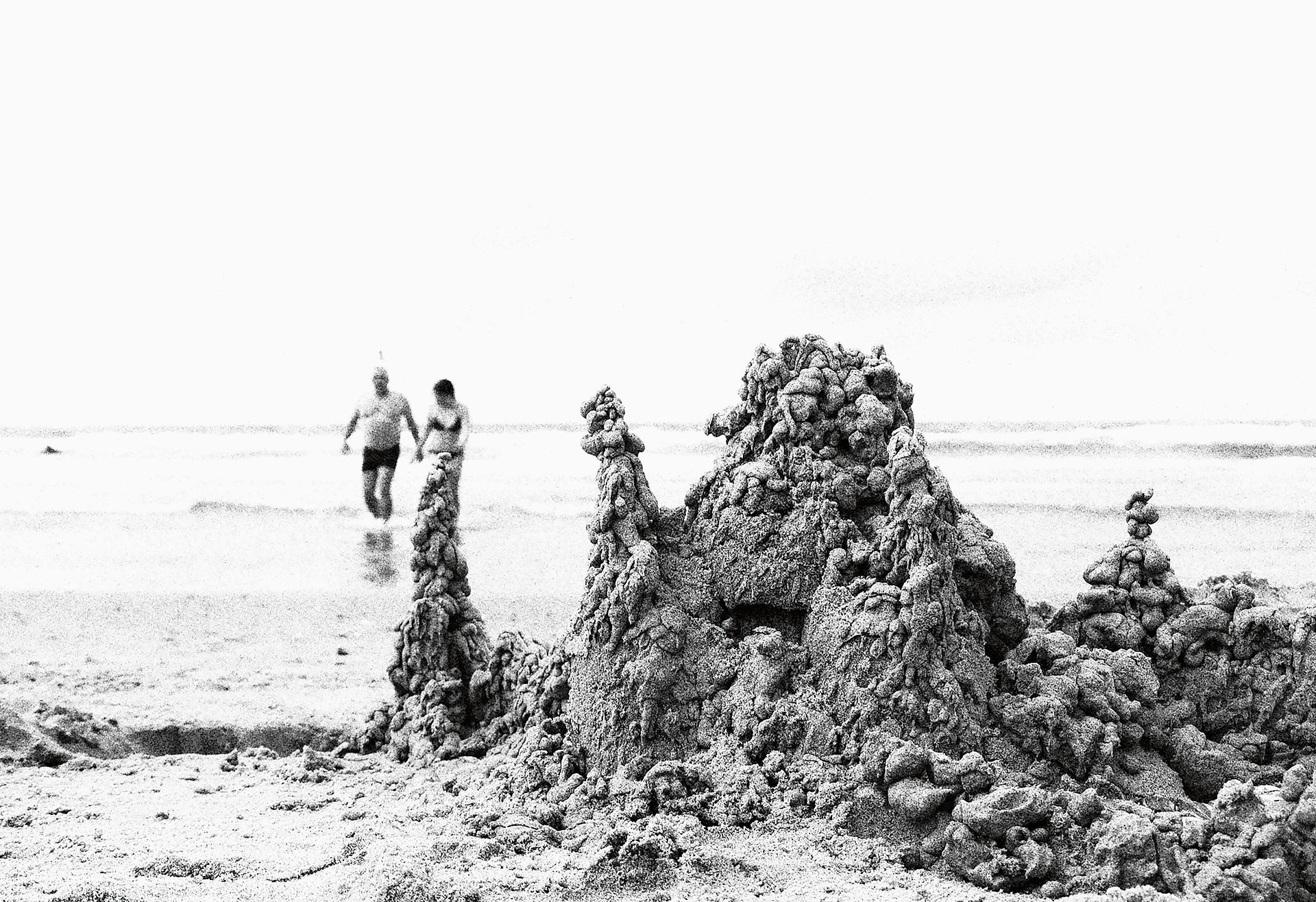 Aufnahme aus der Serie «Sprache der Leere - Strandgeschichten». (Bild Beat Gauderon) Aufnahme aus der Serie «Sprache der Leere - Strandgeschichten». (Bild Beat Gauderon)