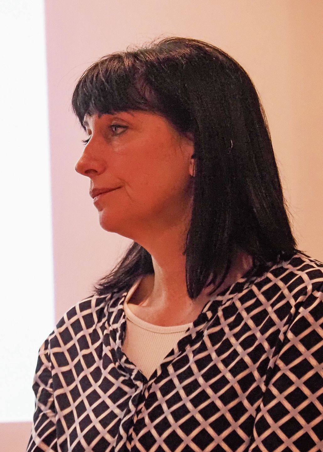 Monica Heinzer führte feinfühlig durch den Abend mit dem Thema, das leider zu wenig oft bewusst ist.