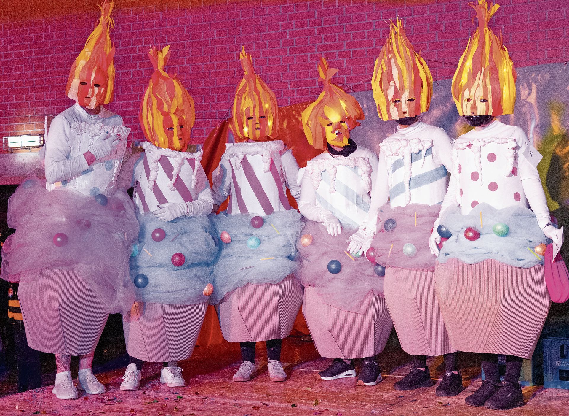 Den zweiten Platz bei der Maskenprämierung in Zwillikon belegten die sechs Cupcakes.