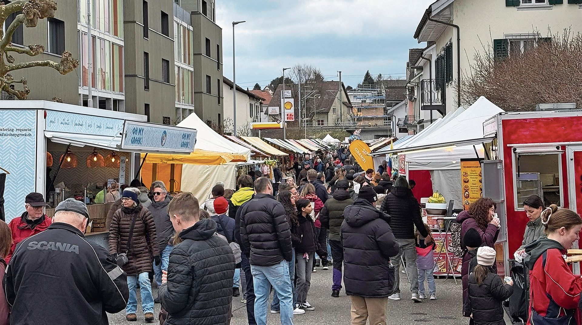 Am Sonntagnachmittag waren schon einige Säuliämtlerinnen und -ämtler unterwegs. (Bilder Dominik Stierli)