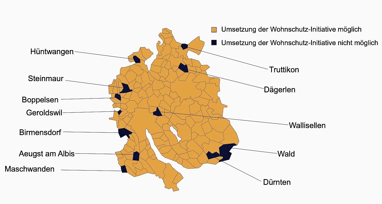 Die kantonale Wohnschutz-Initiative, über die am 14. Juni abgestimmt wird, könnte derzeit in fast allen Zürcher Städten und Gemeinden angewendet werden, da dort die Leerstandsquote unter 1,5 Prozent liegt. In nur gerade zwölf Gemeinden (blau) ist sie höher. (Grafik IAZI)