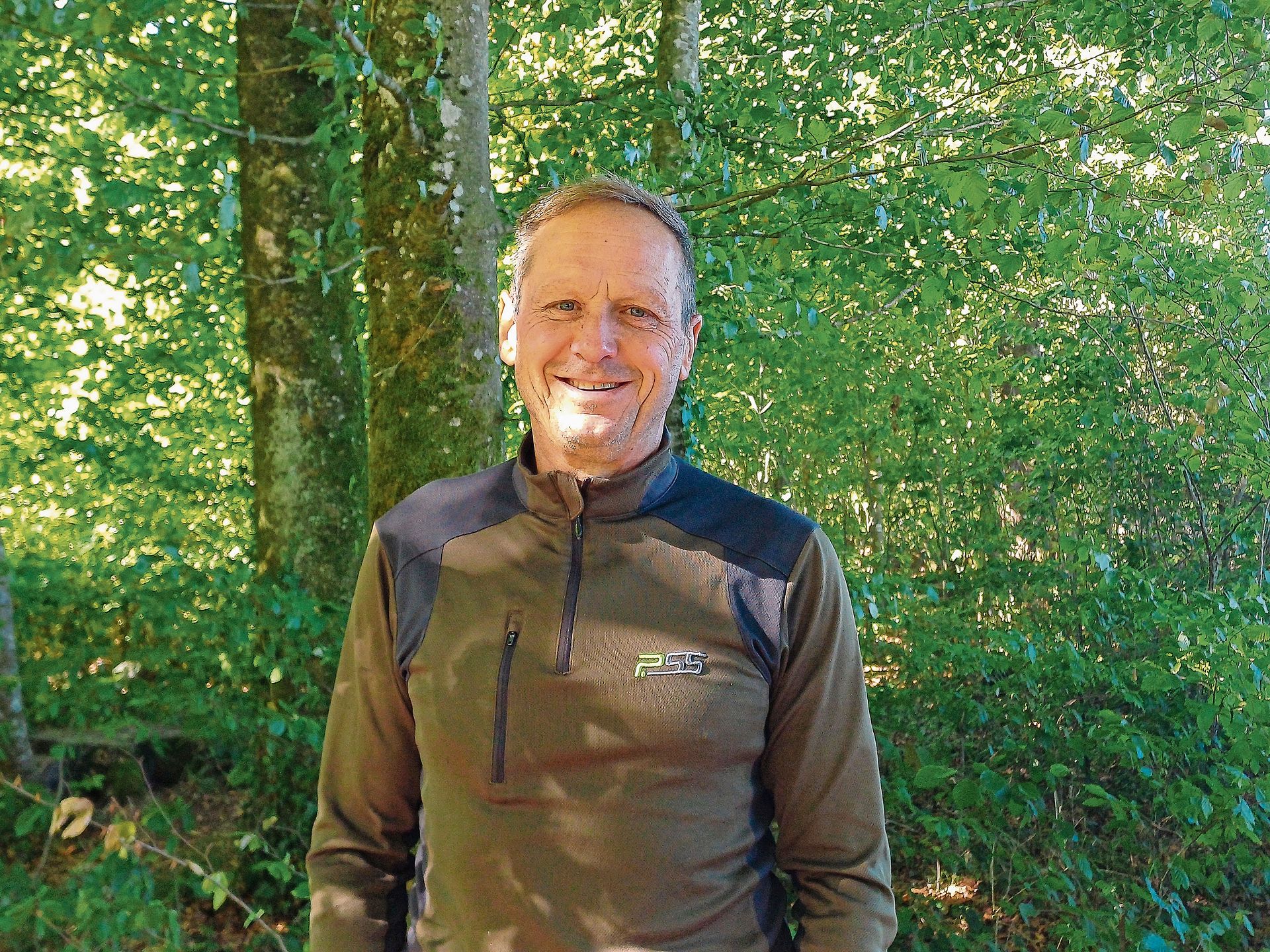 Flurin Farrér, Revierförster des Forstreviers Knonauer Amt Süd. Flurin Farrér, Revierförster des Forstreviers Knonauer Amt Süd.