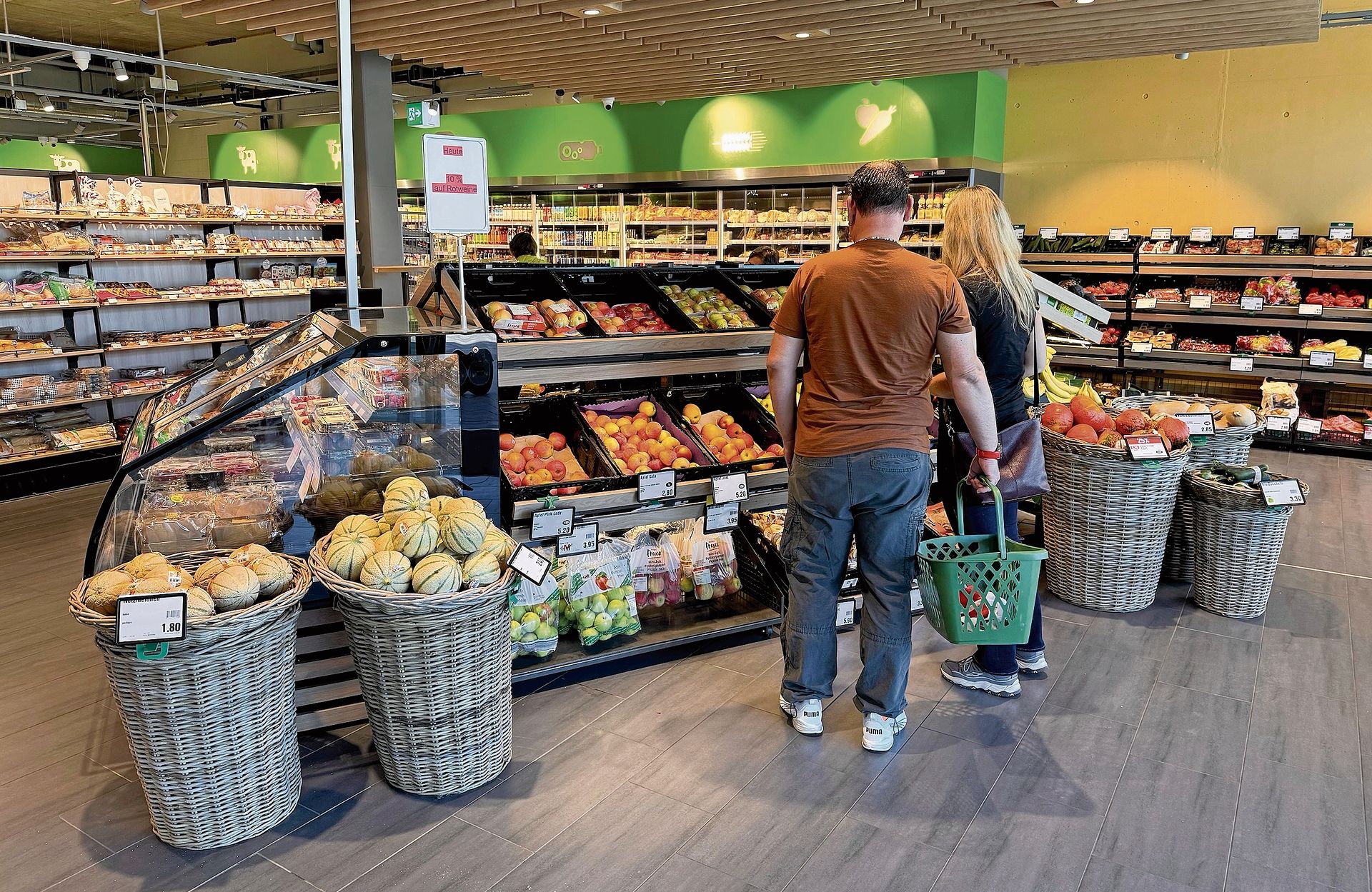 Die VOI-Filiale in Obfelden wird in einen Migros-Supermarkt umgewandelt. (Bild Dominik Stierli) Die VOI-Filiale in Obfelden wird in einen Migros-Supermarkt umgewandelt. (Bild Dominik Stierli)
