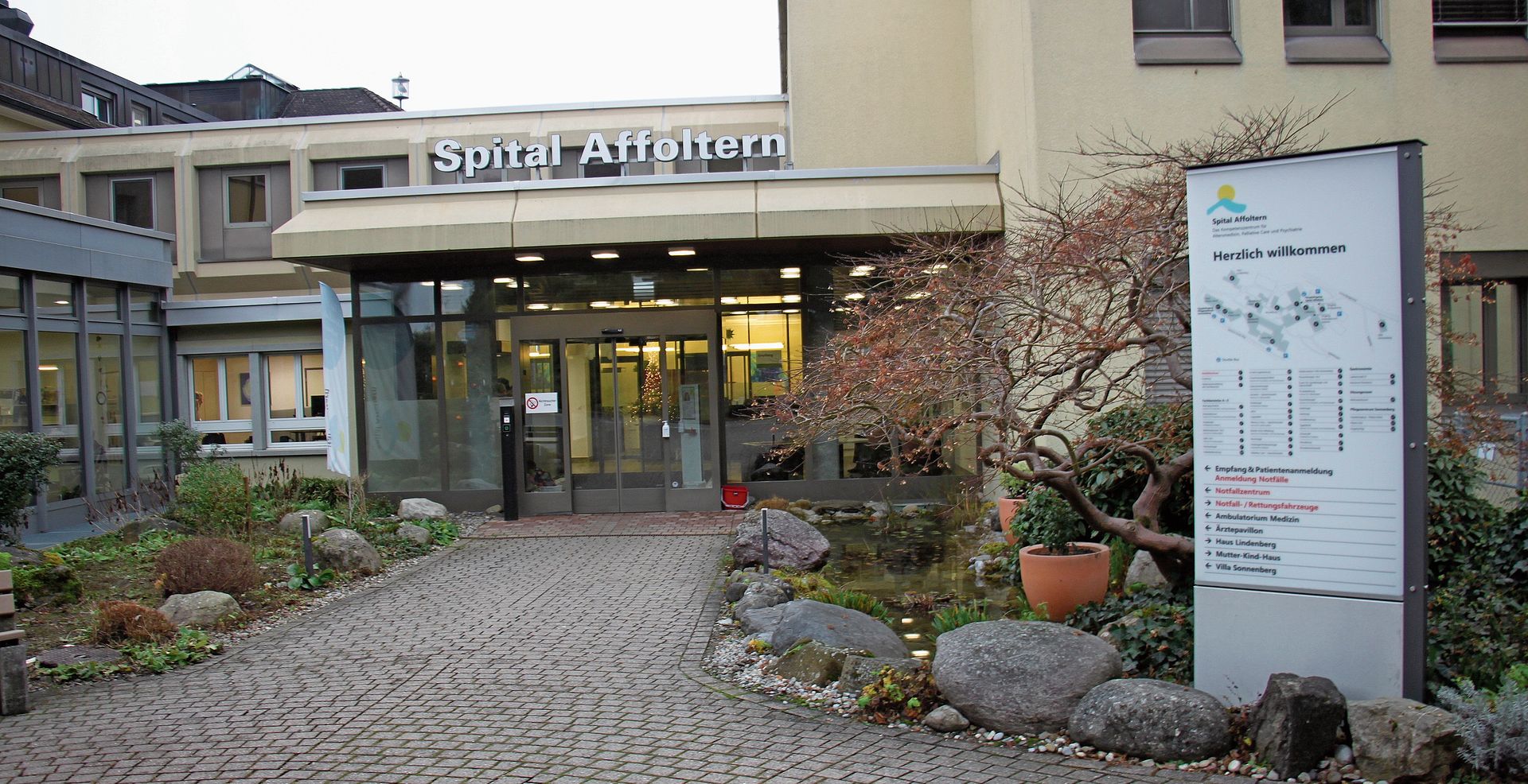 Effizient unterwegs: Das Spital Affoltern hat 2025 die tiefsten Fallkosten der Zürcher Notfallspitäler. (Bild Archiv) Effizient unterwegs: Das Spital Affoltern hat 2025 die tiefsten Fallkosten der Zürcher Notfallspitäler. (Bild Archiv)