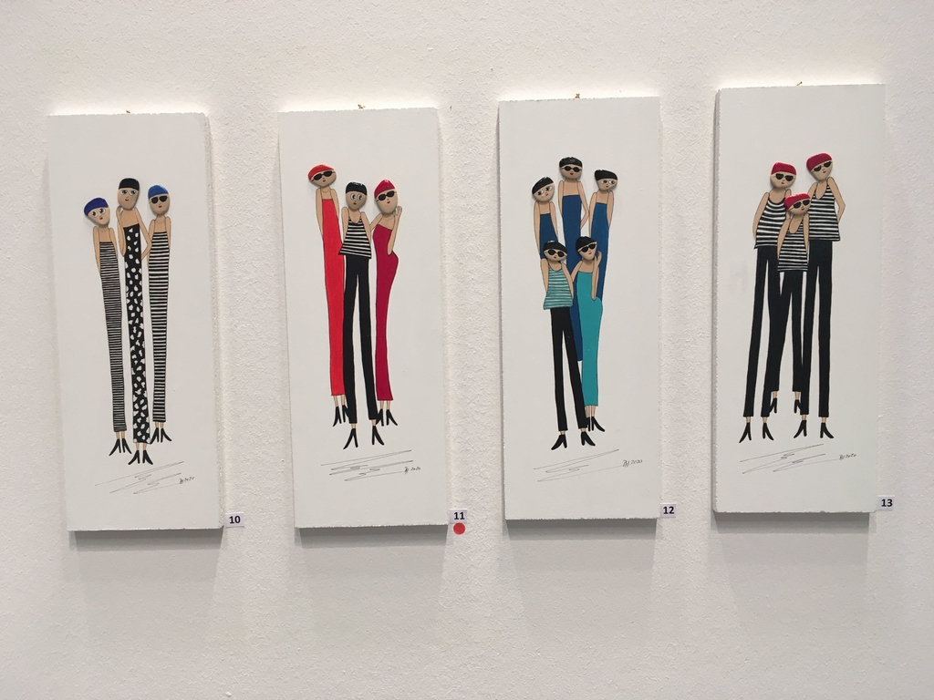 Frauenpower-Bilder von Rita Honegger. (Bilder Nepita Santiago)