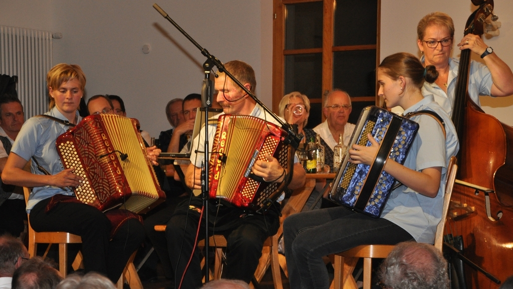 «Ächt bodästendig» aus dem Berner Oberland. (Bilder Werner Schneiter)