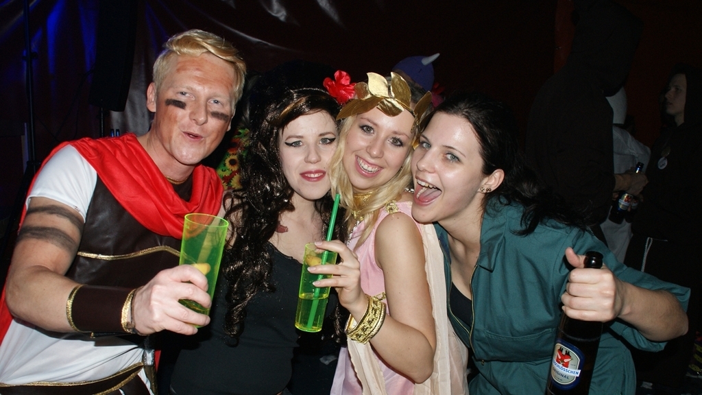 Prost – auf die Fasnachtsparty.