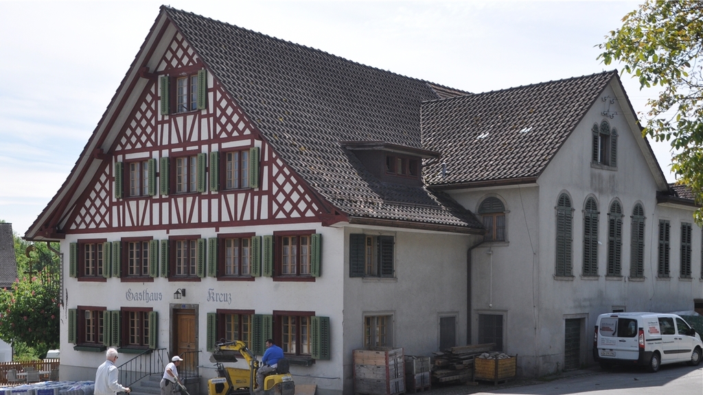 Markanter Bau: Das Restaurant Kreuz in Maschwanden.
