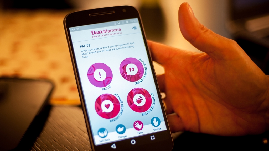 Die «Dear Foundation» hat beispielsweise ein Brustkrebs-Aufklärungs-App für analphabetische Frauen erstellt. Die Texte werden allesamt gesprochen.