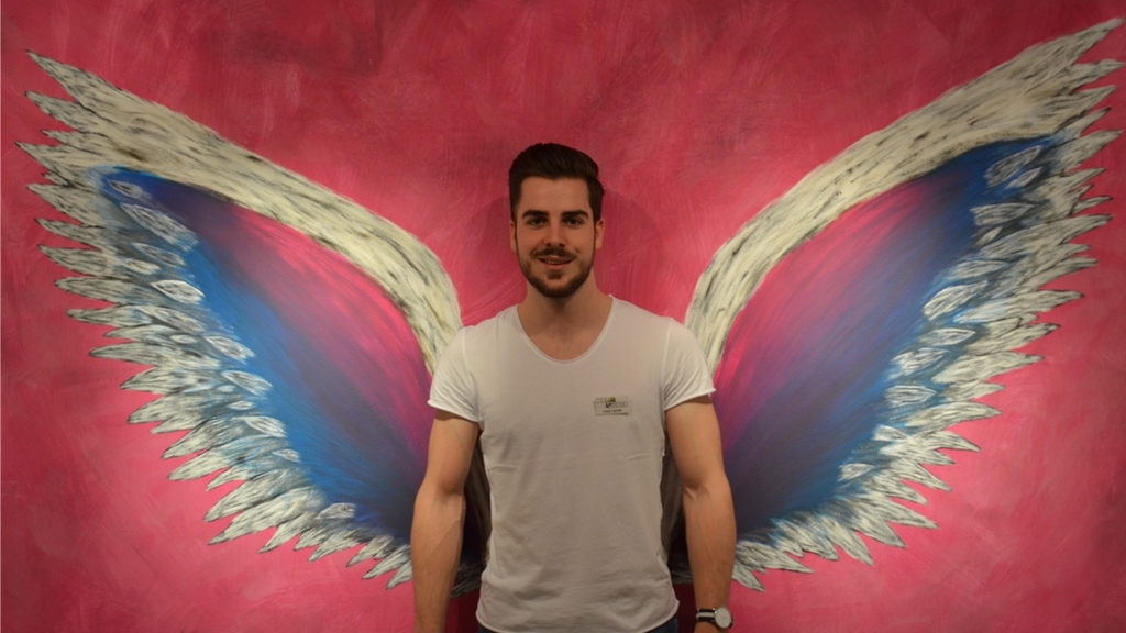 Luca Launer hat sich für seine Flügel in Los Angeles inspirieren lassen.
