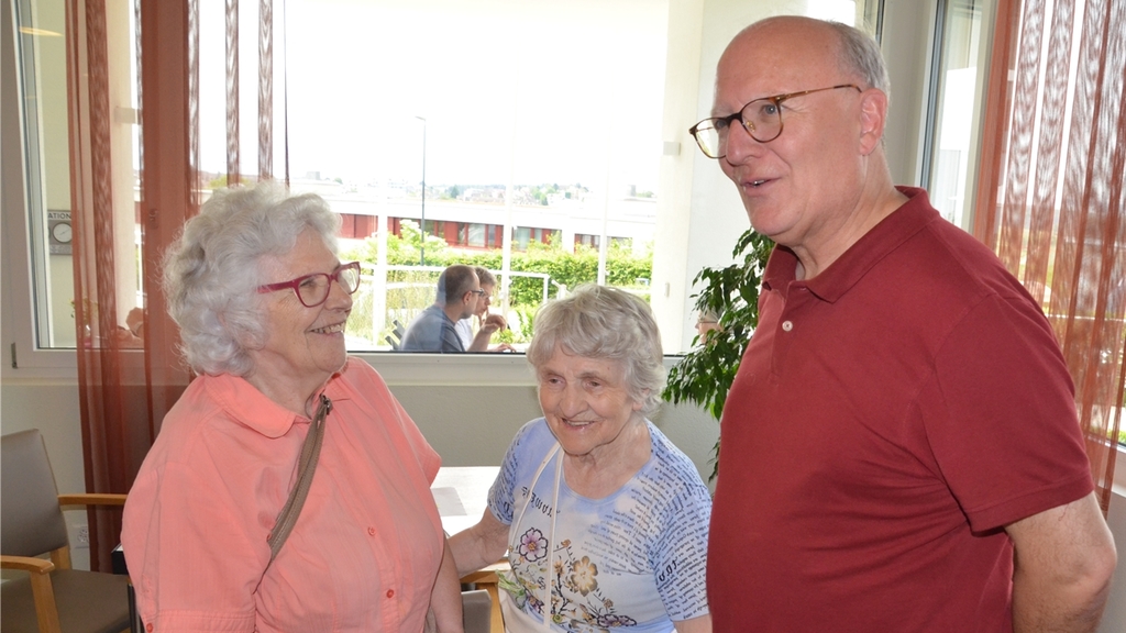 Begehrter Gesprächspartner: Gemeinde- und Spitalpräsident Clemens Grötsch. Begehrter Gesprächspartner: Gemeinde- und Spitalpräsident Clemens Grötsch.