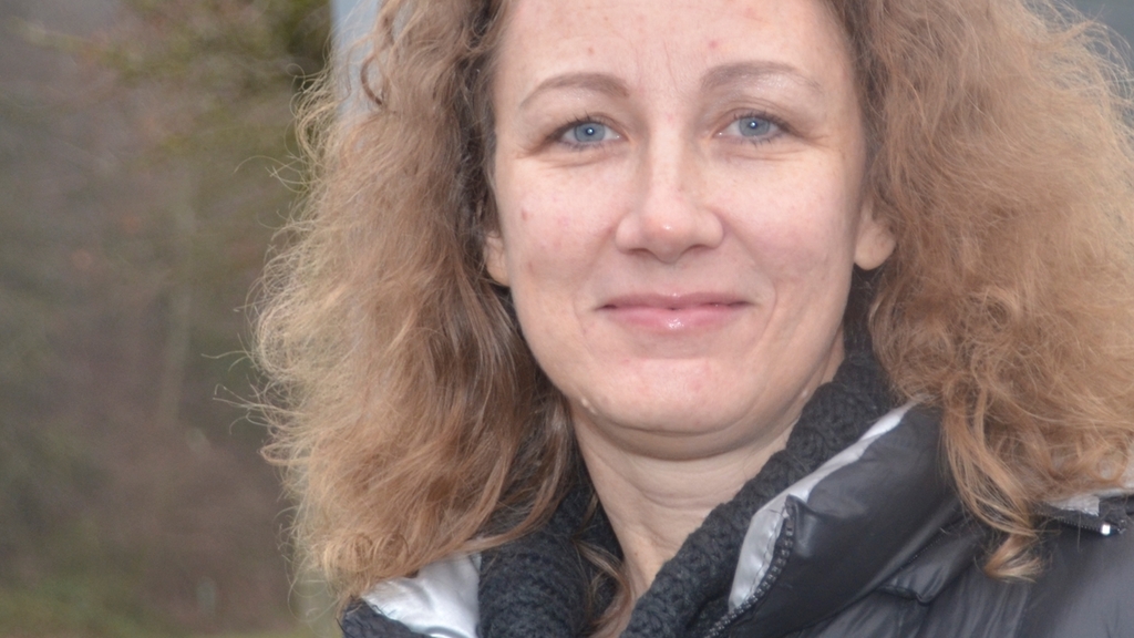 Jenny Larise aus Büttikon AG: Ich habe mir nichts vorgenommen und nehme es, wie es kommt. Im Jahr 2018 ist leider ein mit mir verwandtes Kind gestorben und ein naher Bekannter hat Suizid begangen. Ausser Gesundheit wünsche ich mir nichts. Die ameri Jenny Larise aus Büttikon AG: Ich habe mir nichts vorgenommen und nehme es, wie es kommt. Im Jahr 2018 ist leider ein mit mir verwandtes Kind gestorben und ein naher Bekannter hat Suizid begangen. Ausser Gesundheit wünsche ich mir nichts. Die amerikanische Sängerin Pink würde ich sehr gerne treffen.