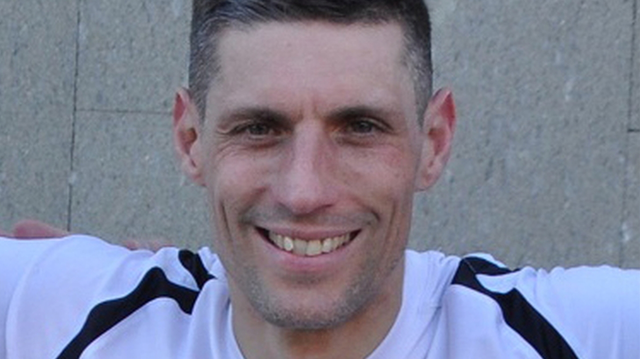 Jérôme Oswald ist mit seinem Team 1. Liga-Leader.
