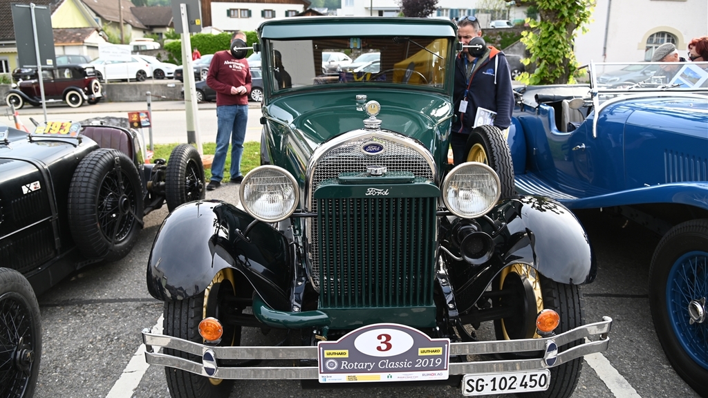 Der Ford Model A Baujahr 1928 mit Holzvergaser. Der Ford Model A Baujahr 1928 mit Holzvergaser.